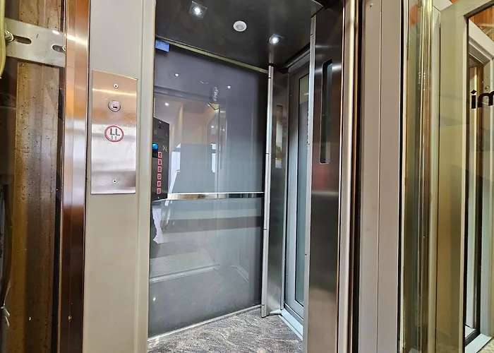 Lujo En El Centro De *